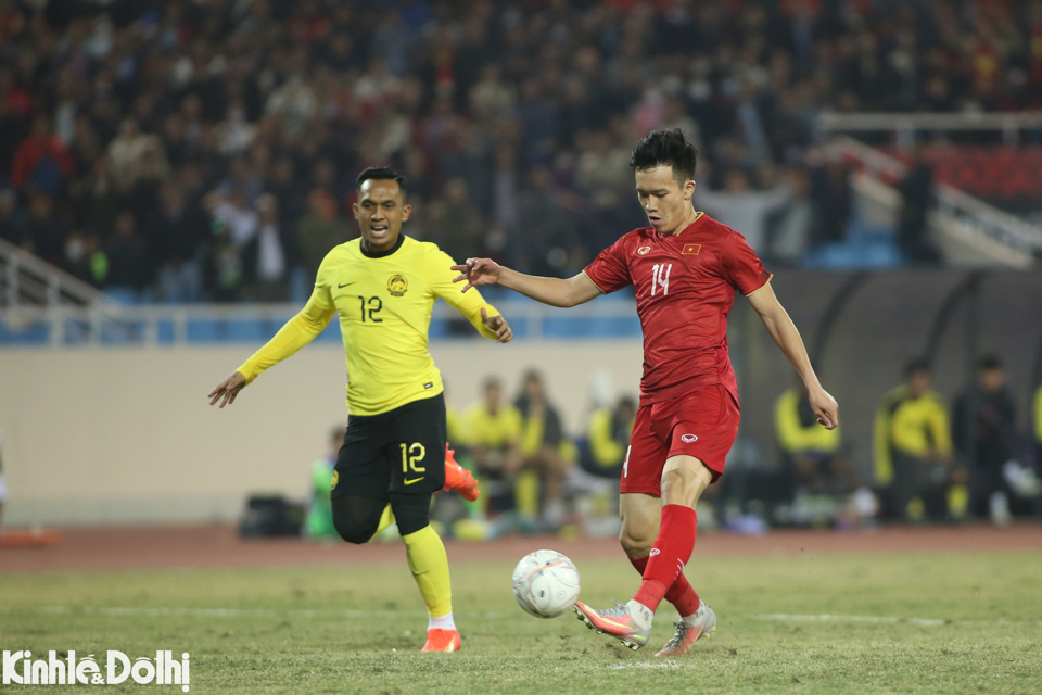 Quang Hải kiến tạo đẳng cấp cho Hoàng Đức ghi bàn sau 3 phút trên sân - Ảnh 8