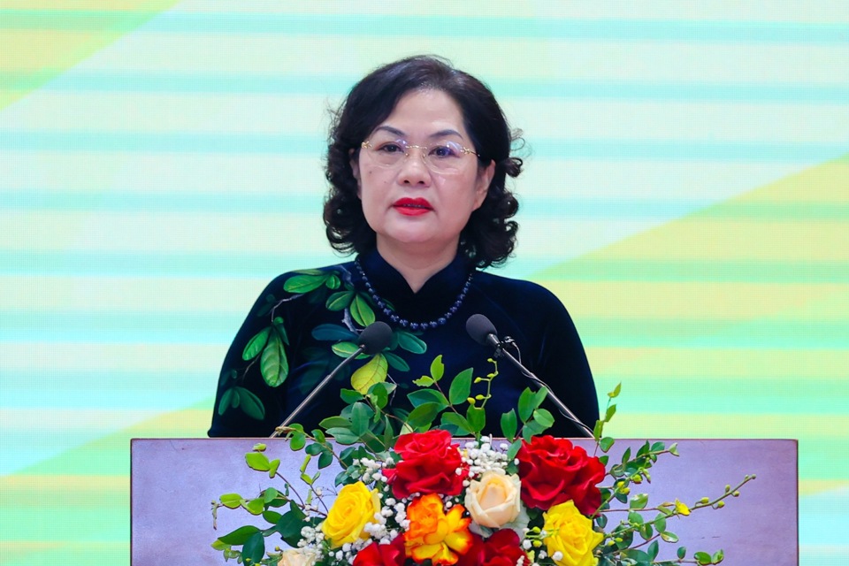 Thống đốc NHNN Nguyễn Thị Hồng ph&aacute;t biểu tại hội nghị. Ảnh: VGP