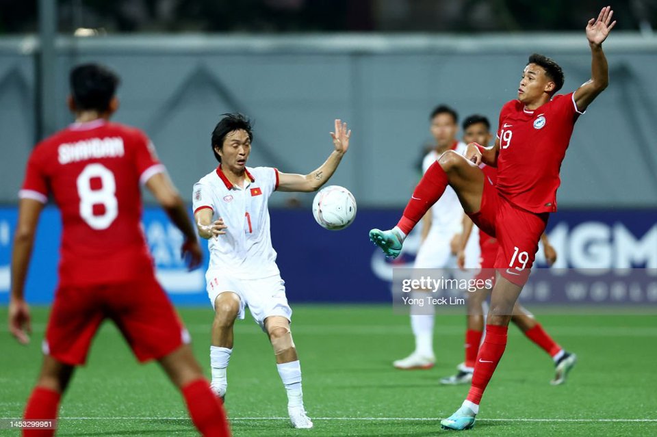 Tuấn Anh l&agrave; một trong t&aacute;m sự thay đổi ngay từ đầu của HLV Park Hang-seo so với trận đấu gặp tuyển Malaysia.