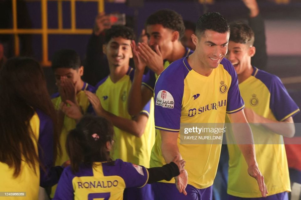 Những hình ảnh đầu tiên của Ronaldo trong màu áo Al Nassr  - Ảnh 1
