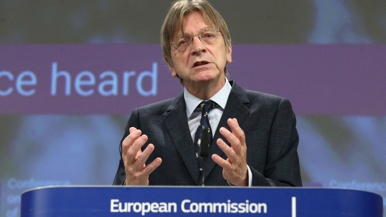 Th&agrave;nh vi&ecirc;n Nghị viện ch&acirc;u &Acirc;u Guy Verhofstadt. Ảnh: AFP