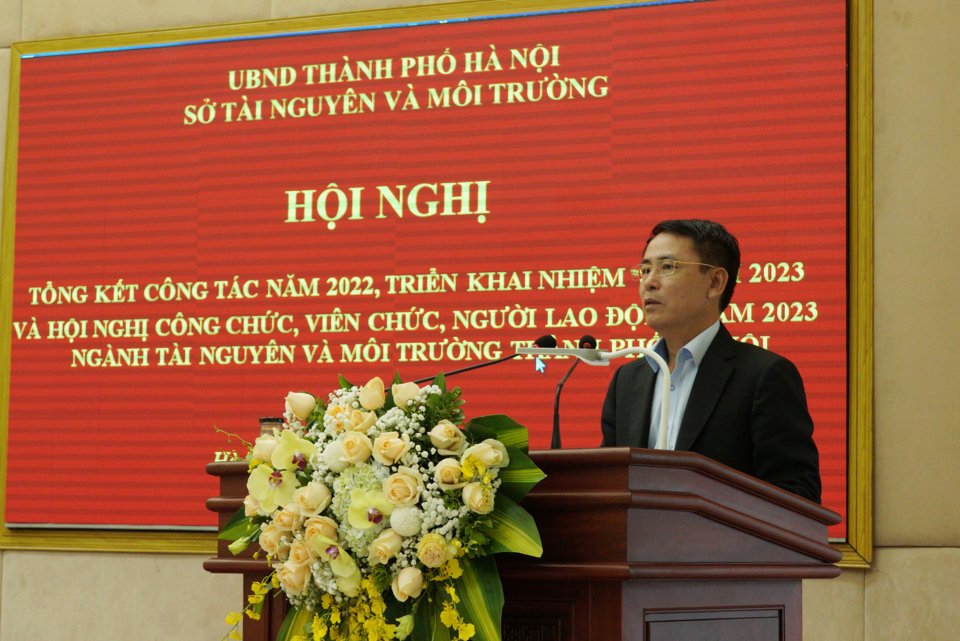 Ph&oacute; Chủ tịch UBND TP H&agrave; Nội&nbsp; Nguyễn Trọng Đ&ocirc;ng ghi nhận những nỗ lực của ng&agrave;nh TN&amp;MT trong năm qua.