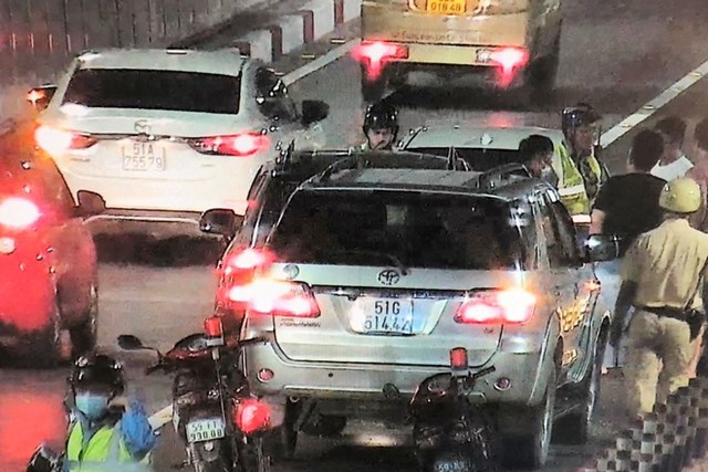 Tai nạn giao thông hôm nay (17/1/2023): Va chạm trên Quốc lộ, 2 người bị thương - Ảnh 2