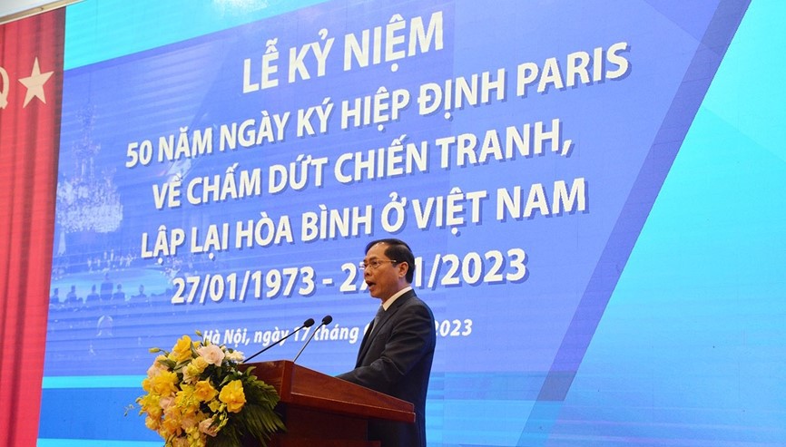 Bộ trưởng Ngoại giao B&ugrave;i Thanh Sơn ph&aacute;t biểu tại lễ kỷ niệm.