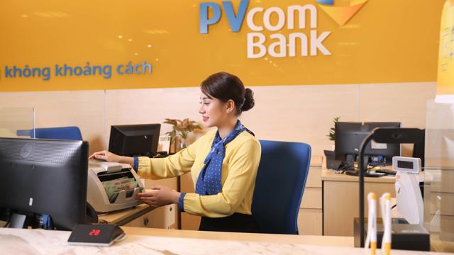 PVcomBank phục vụ giao dịch tại quầy đến chiều 30 Tết - Ảnh 1
