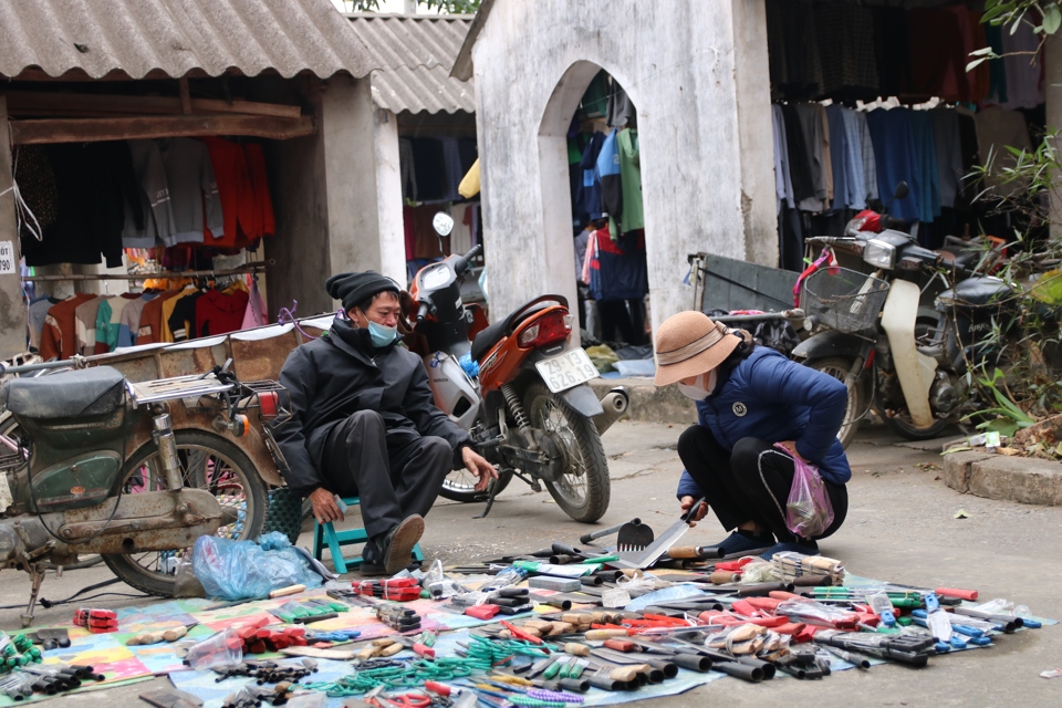 Chợ phi&ecirc;n 29 th&aacute;ng Chạp l&agrave; phi&ecirc;n chợ cuối c&ugrave;ng trong năm của người d&acirc;n nơi đ&acirc;y.