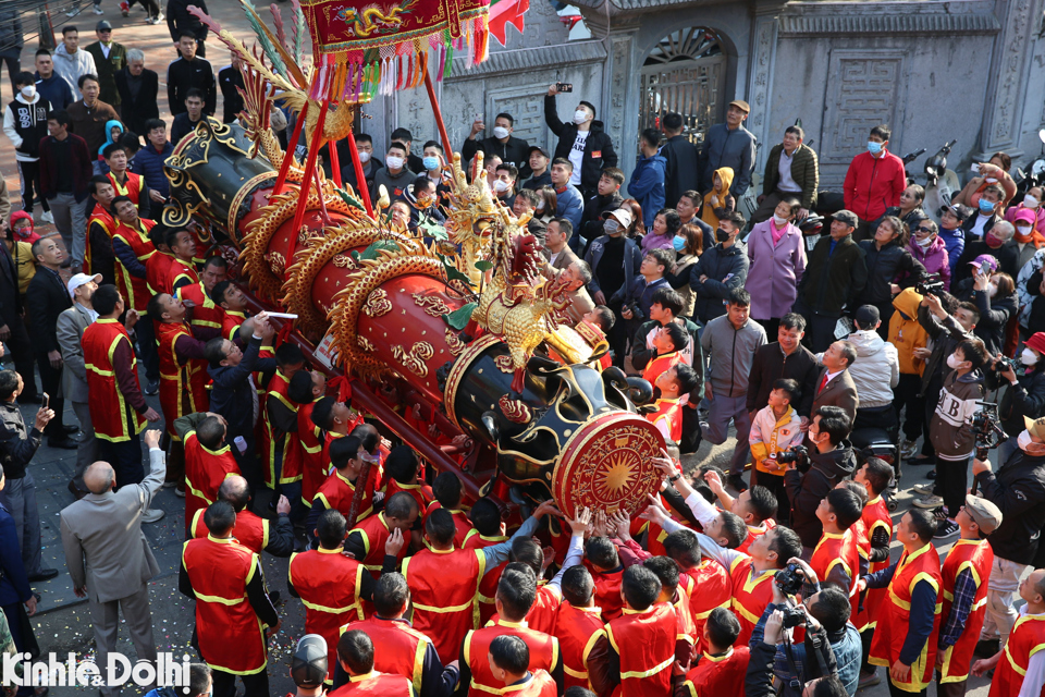 Hội rước ph&aacute;o Đồng Kỵ nổi tiếng bởi t&iacute;nh đặc sắc đậm chất truyền thống Kinh Bắc.