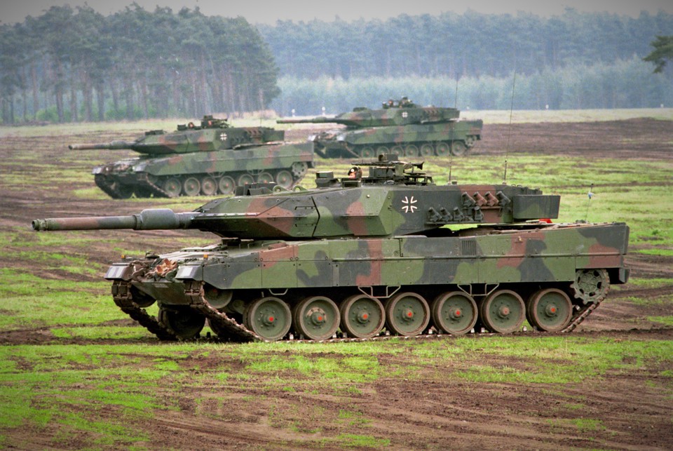 Leopard 2 của Đức được đ&aacute;nh gi&aacute; l&agrave; một trong những xe tăng tốt nhất của phương T&acirc;y. Ảnh: DW