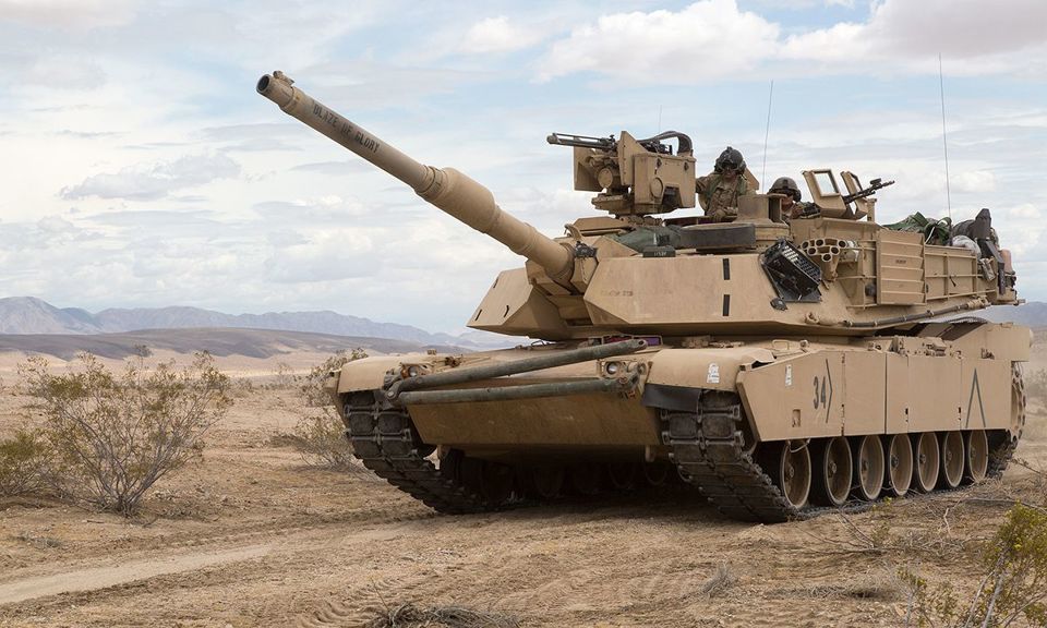 Mỹ&nbsp;ph&aacute;t triển M1 Abrams năm 1972-1975 v&agrave; vận h&agrave;nh mẫu xe tăng n&agrave;y từ năm 1980 tới nay. Ảnh:&nbsp; Bộ Quốc ph&ograve;ng Mỹ