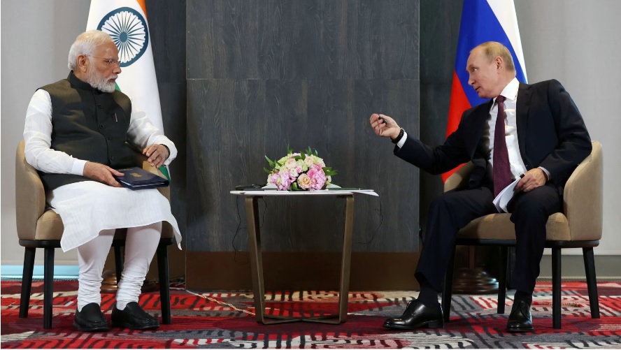 Thủ tướng Ấn Độ Narendra Modi v&agrave; Tổng thống Nga Vladimir Putin. Ảnh: Reuters