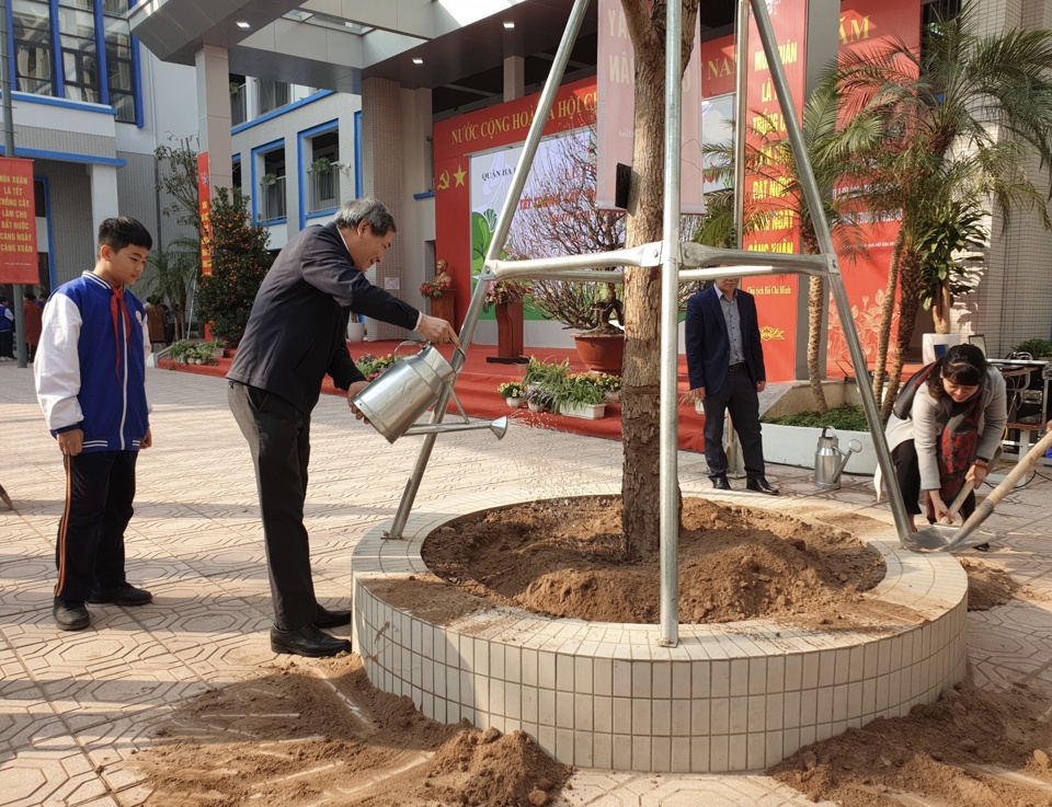 Quận Ba Đình phát động Tết trồng cây Xuân Quý Mão năm 2023 - Ảnh 1