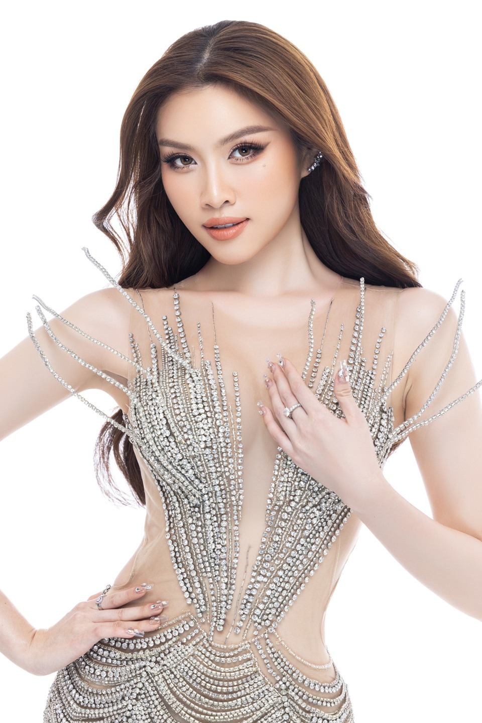"Bánh tráng" sẽ cùng Thanh Thanh Huyền thi Miss Charm 2023 - Ảnh 5