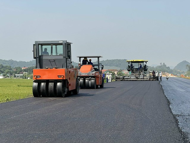 Bộ Giao thông cần làm gì để đẩy nhanh tiến độ giải ngân đầu tư công? - Ảnh 1