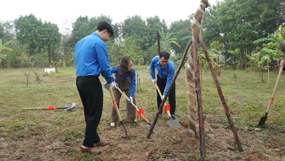 Sự kiện nhằm ph&aacute;t huy t&iacute;nh s&aacute;ng tạo, vai tr&ograve; xung k&iacute;ch, t&igrave;nh nguyện của thanh ni&ecirc;n g&oacute;p sức v&agrave;o sự nghiệp x&acirc;y dựng, bảo vệ Thủ đ&ocirc; v&agrave; đất nước.