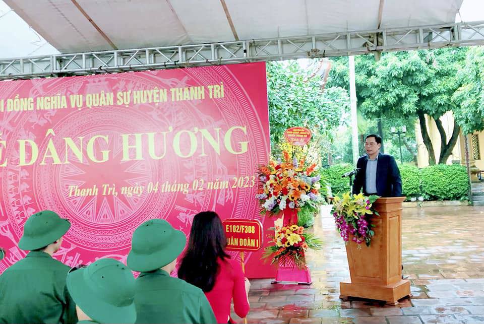 Ph&oacute; chủ tịch UBND huyện Thanh Tr&igrave; Nguyễn Huy To&agrave;n ph&aacute;t biểu tại buổi lễ.