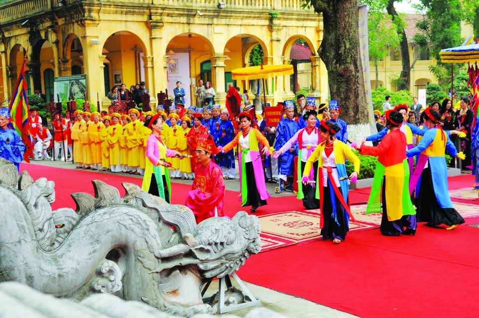 Lễ hội truyền thống mừng xu&acirc;n tại Điện K&iacute;nh Thi&ecirc;n, Ho&agrave;ng Th&agrave;nh Thăng Long. Ảnh: Phạm H&ugrave;ng &nbsp;