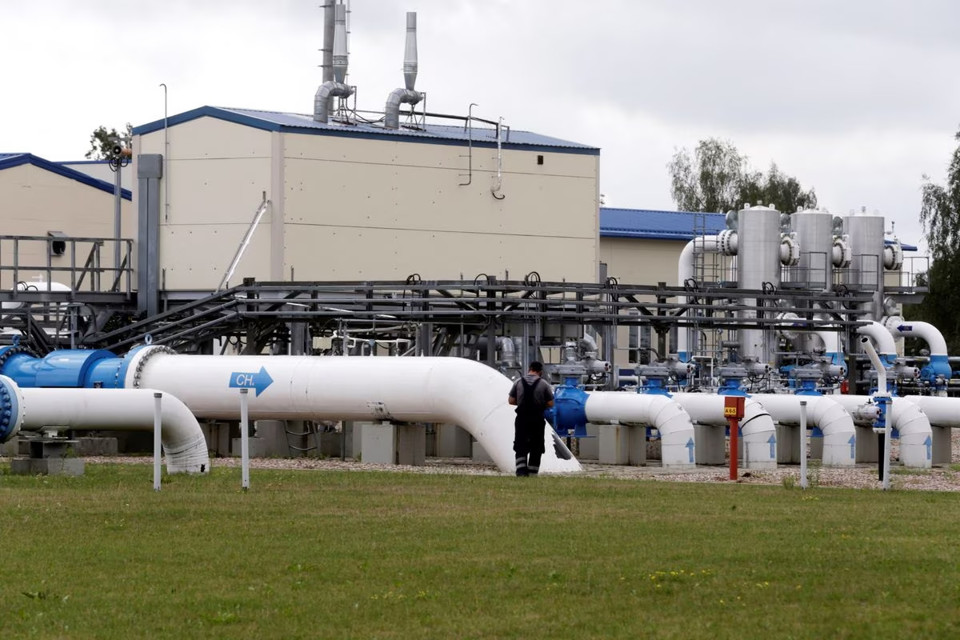 C&aacute;c đường ống kh&iacute; đốt ở Incukalns, Latvia, ng&agrave;y 12/8/2014. Nguồn: Reuters&nbsp;