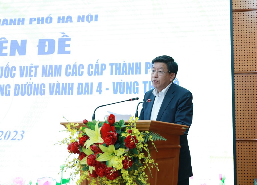 Ph&oacute; Chủ tịch UBND TP H&agrave; Nội Dương Đức Tuấn ph&aacute;t biểu tại hội nghị