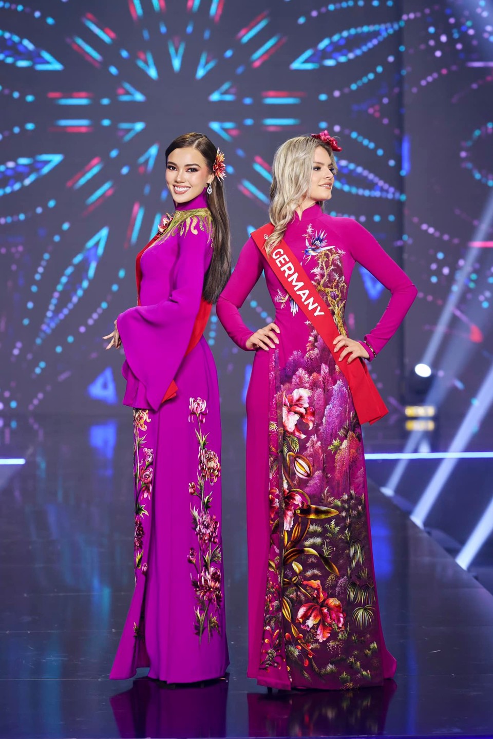 Mãn nhãn phần trình diễn áo dài Việt Nam của các người đẹp  Miss Charm 2023 - Ảnh 11