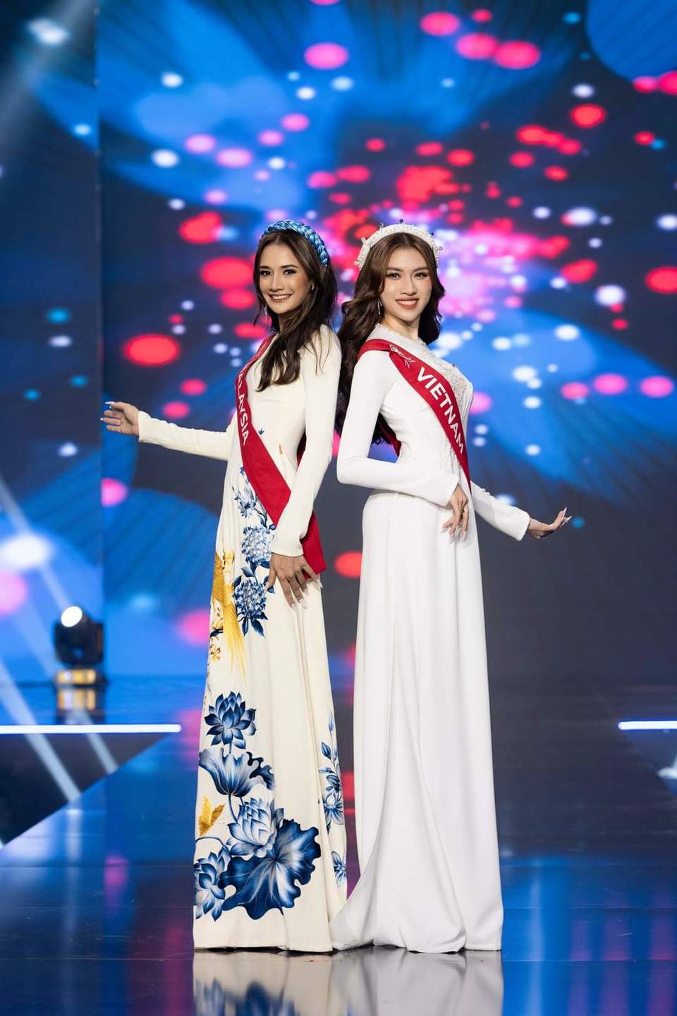 "Soi" phần trình diễn của Thanh Thanh Huyền tại bán kết Miss Charm 2023 - Ảnh 9