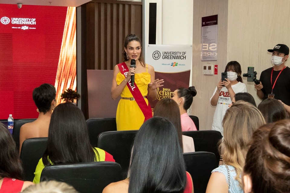 Chung kết Miss Charm 2023: Thanh Thanh Huyền trượt top 10, người đẹp Brazil chiến thắng - Ảnh 8