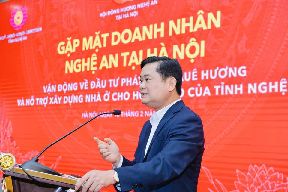 "Nghệ An quyết t&acirc;m x&oacute;a nh&agrave; tạm cho đồng b&agrave;o ngh&egrave;o trước năm 2025" - B&iacute; thư Tỉnh ủy Th&aacute;i Thanh Qu&yacute; chia sẻ. Ảnh: TA