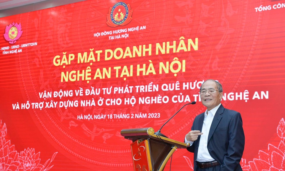 "Đ&acirc;y l&agrave; việc l&agrave;m đầy t&iacute;nh nh&acirc;n văn, cần lan tỏa khắp cộng đồng" nguy&ecirc;n Chủ tịch Quốc hội Nguyễn Sinh H&ugrave;ng khẳng định.