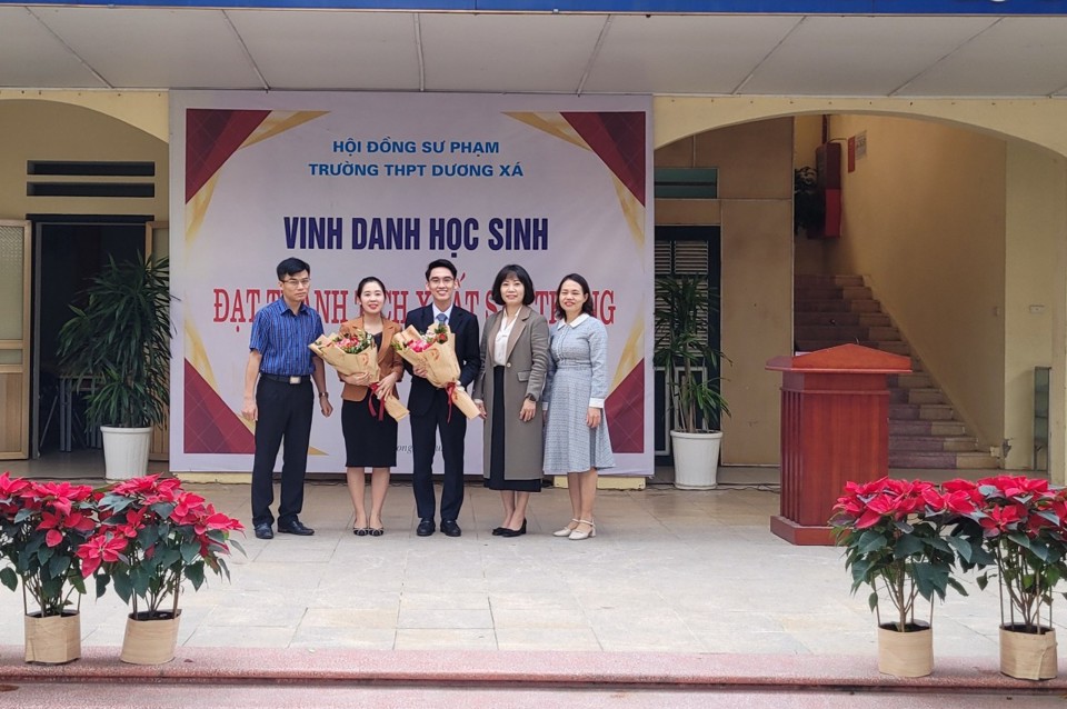  Trường THPT Dương Xá: “Dạy tốt – Học tốt” ở mái trường giàu truyền thống - Ảnh 3