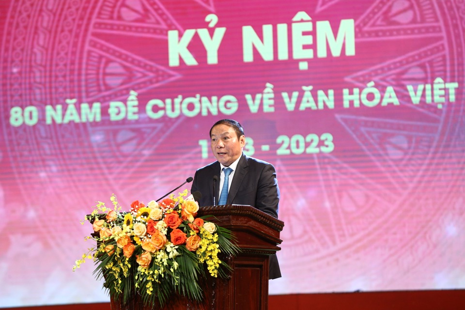 Bộ trưởng Bộ VHTT&amp;DL Nguyễn Văn H&ugrave;ng ph&aacute;t biểu. Ảnh: Trần Huấn.
