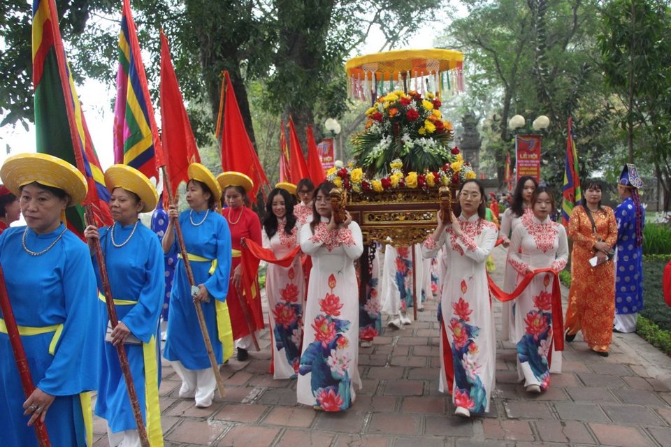 Quận Ba Đình: Ấn tượng lễ hội Ngày hóa của Đức Thánh Linh Lang Đại Vương - Ảnh 2