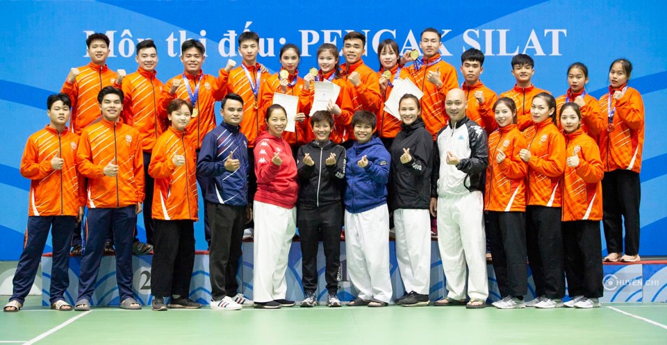 Đội Penack silat H&agrave; Nội tham dự Đại hội thể thao to&agrave;n quốc lần thứ IX.