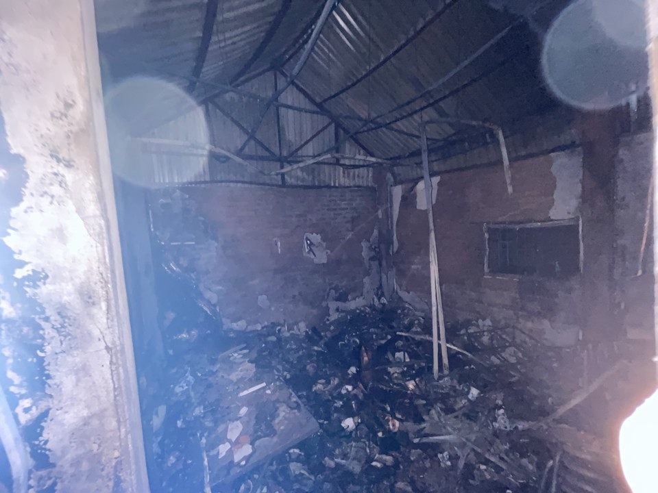 Hà Nội: Cháy dữ dội ngôi nhà 3 tầng ở Ngọc Khánh - Ảnh 1