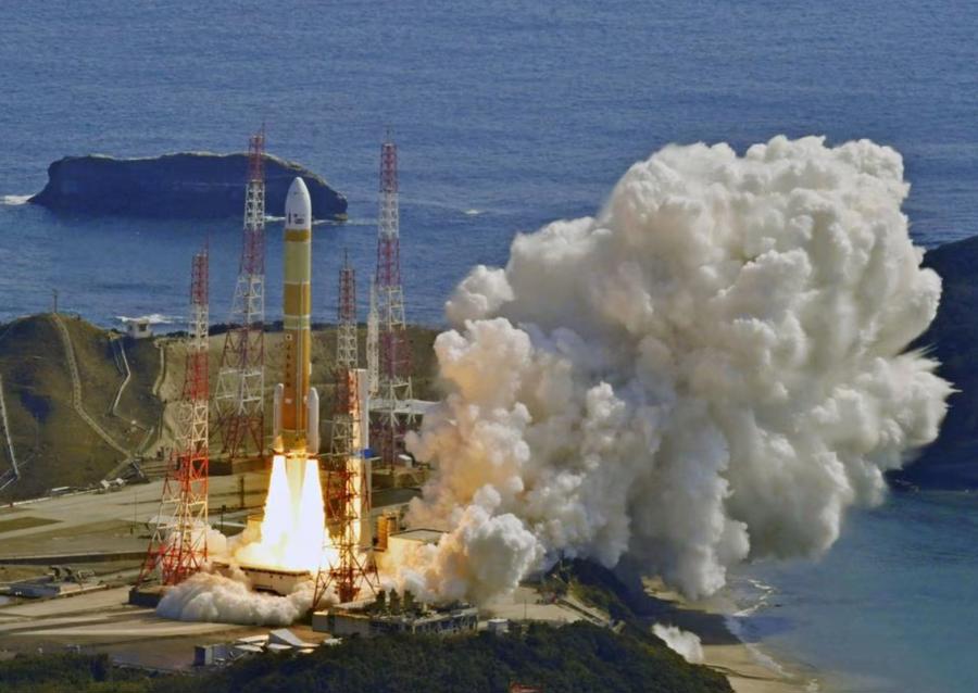 Mộttên lửaH3 mang theo một vệ tinh quan sát mặt đất được phóng từ bệ phóng tạiTrung tâm vũ trụTanegashima,TâyNam Nhật Bản, ngày 7/3/2023. Ảnh: KyodoNews