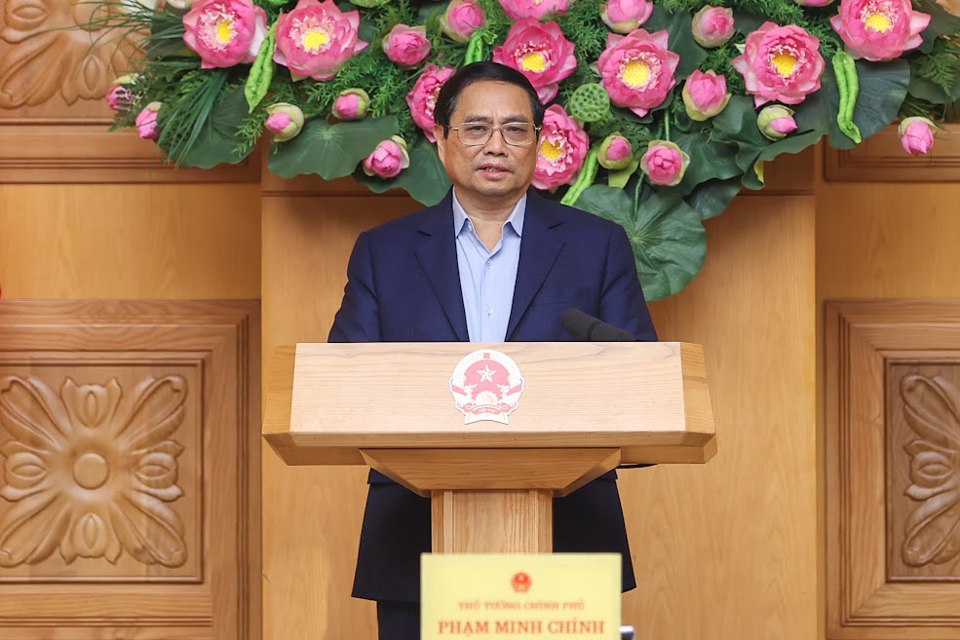 Thủ tướng Phạm Minh Ch&iacute;nh ph&aacute;t biểu tại cuộc họp.