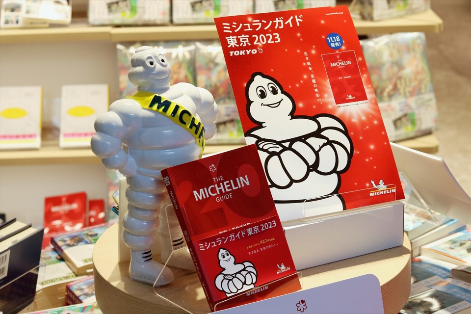 Michelin Guide được xem l&agrave; cuốn kinh th&aacute;nh của ng&agrave;nh ẩm thực