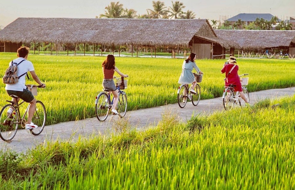 N&ocirc;ng - Du lịch cần được đưa v&agrave;o Chương tr&igrave;nh du lịch Quốc gia để quảng b&aacute;.