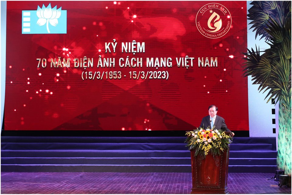 Thứ trưởng Bộ VHTT&amp;DL Tạ Quang Đ&ocirc;ng ph&aacute;t biểu tại buổi lễ.