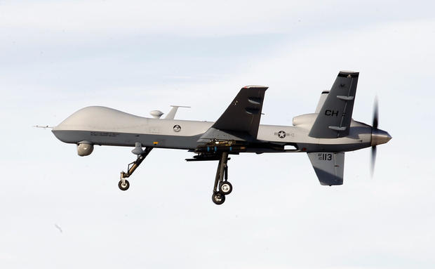 Một m&aacute;y bay kh&ocirc;ng người l&aacute;i MQ-9 Reaper&nbsp; tham gia huấn luyện tại Căn cứ Kh&ocirc;ng qu&acirc;n Creech v&agrave;o ng&agrave;y 17/11/2015, ở Indian Springs, Nevada. Ảnh: Getty