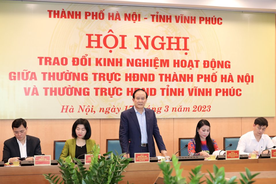 Ph&oacute; B&iacute; thư Th&agrave;nh ủy, Chủ tịch HĐND TP H&agrave; Nội Nguyễn Ngọc Tuấn ph&aacute;t biểu tại Hội nghị&nbsp;