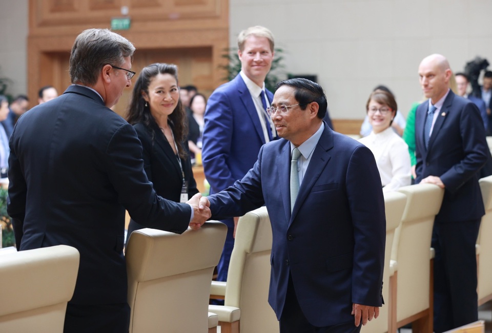 Thủ tướng Phạm Minh Ch&iacute;nh tiếp đo&agrave;n doanh nghiệp của Hội đồng Kinh doanh Mỹ-ASEAN.