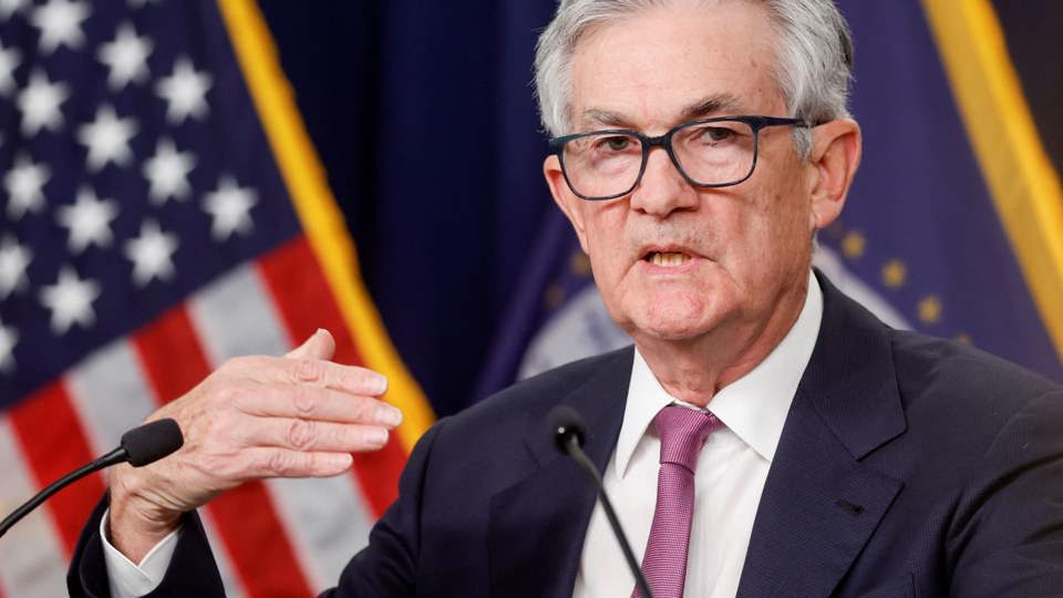 Chủ tịch Fed Jerome Powell ph&aacute;t biểu tại cuộc họp b&aacute;o h&ocirc;m 22/3. Ảnh: AP