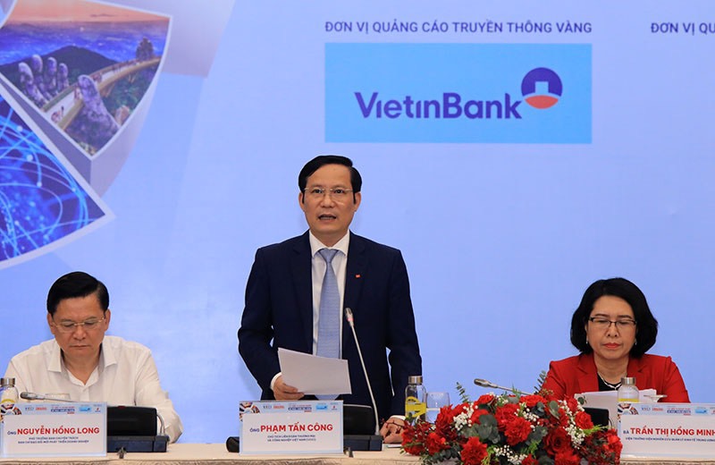 Chủ tịch VCCI Phạm Tấn C&ocirc;ng