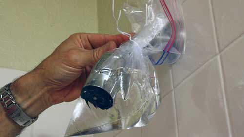 Loại bỏ cặn bẩn trên vòi nước vô cùng đơn giản, hiệu quả - Ảnh 2