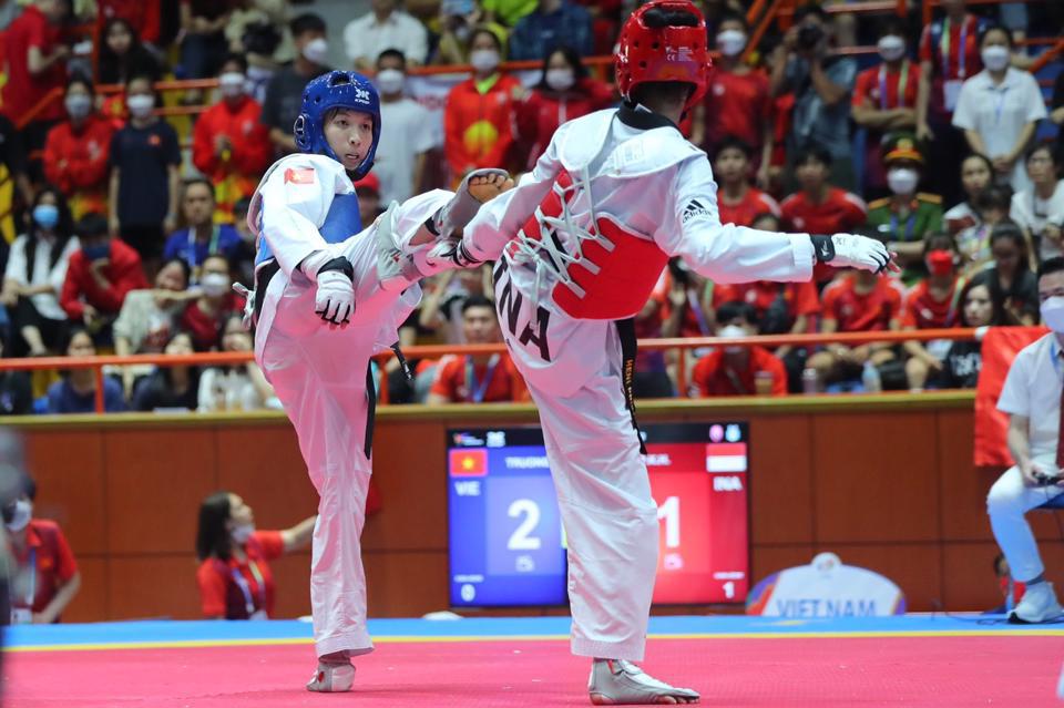 Taekwondo Việt Nam th&iacute;ch ứng thể thức thi đấu, kĩ thuật đ&aacute;nh mới tại SEA Games 32. Ảnh: Như Đạt.