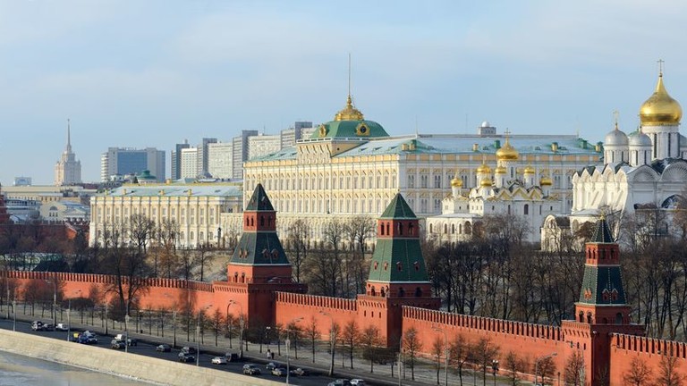 Điện Kremlin cảnh b&aacute;o về khả năng EU chuẩn bị thảo luận việc triển khai một số loại lực lượng tới Ukraine. Ảnh: RT