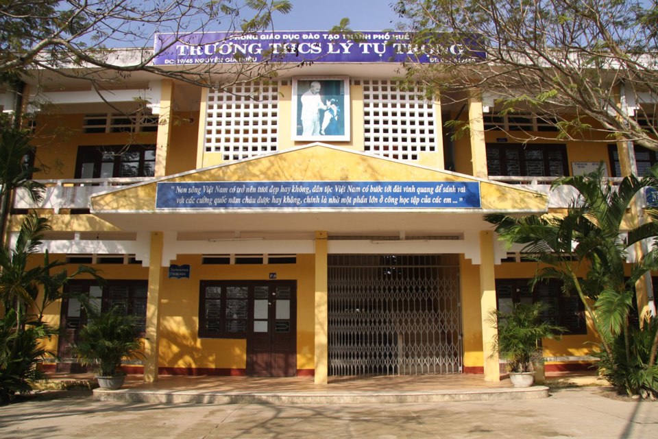 Trường THCS L&yacute; Tự Trọng.