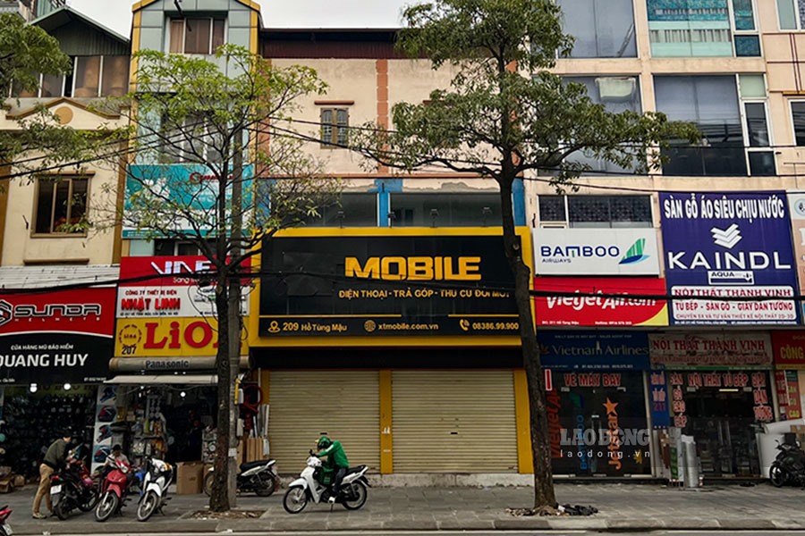 Cửa hàng XT Mobile (tên cũ) đóng cửa và được gỡ một phần logo sau nhiều phản ánh của dư luận.