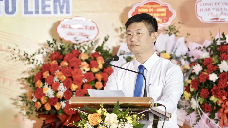 Chủ tịch UBND phường Trung Văn Nguyễn Đắc Long ph&aacute;t biểu tại Lễ gắn biển t&ecirc;n đường Trung Thư.