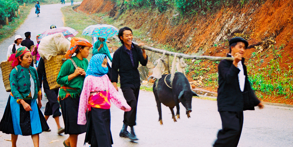 Phiên chợ vùng cao - Ảnh 4