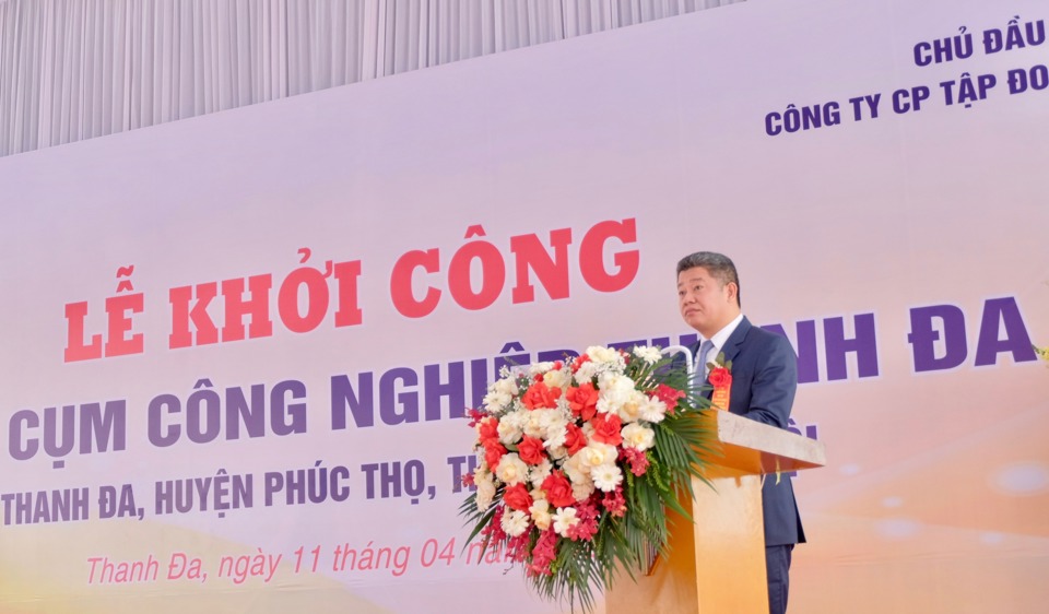 Ph&oacute; Chủ tịch UBND TP H&agrave; Nội Nguyễn Mạnh Quyền ph&aacute;t biểu tại lễ khởi c&ocirc;ng dự &aacute;n.